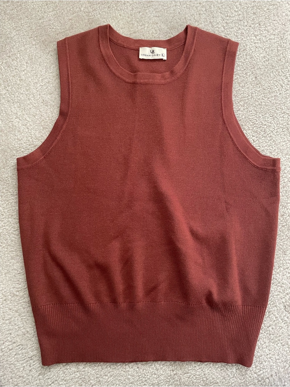 Women's Sleeveless Knit SweaterTop Rust Workwear Large Urban Daizy